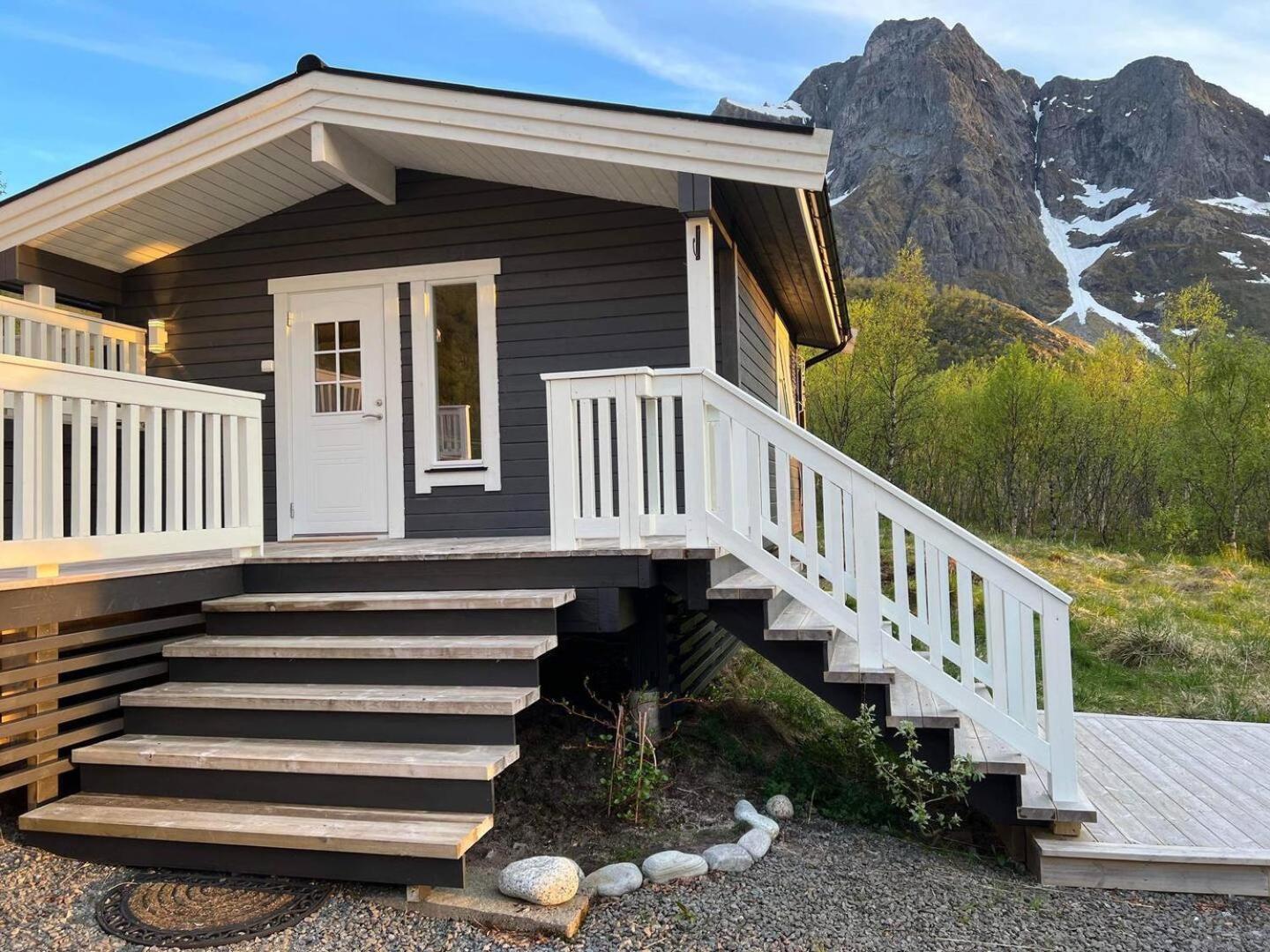Flott I Morfjorden, Feriehus
